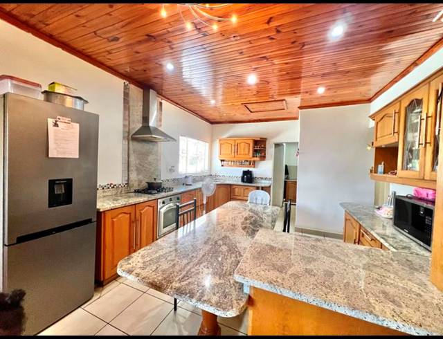 3 BEDROOM HOUSE FOR SALE IN NEWHOLME